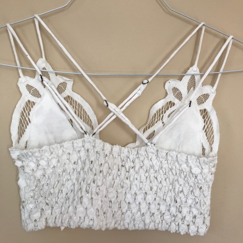 Lace top - Picture 2 of 4